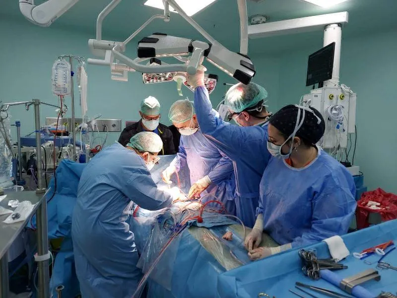 A picture of the operating room at Kartal Kociulu Training and Research Hospital 