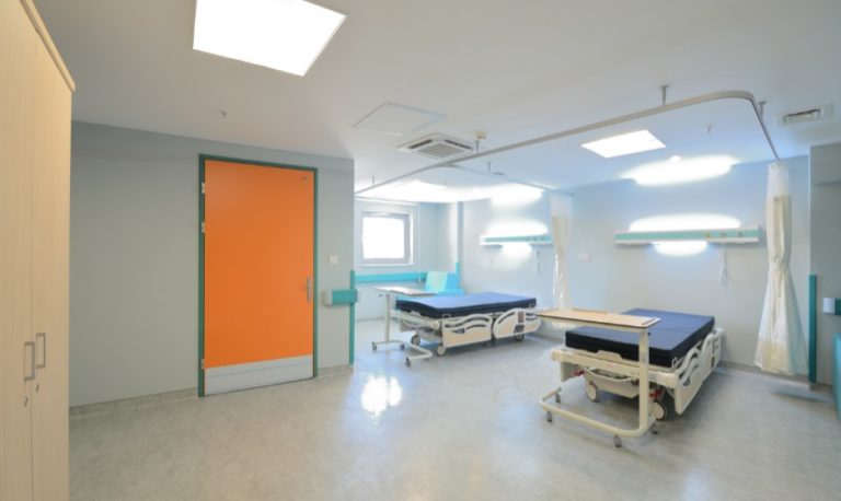 Patient rooms in Zainab Kamel Gynecology Hospital